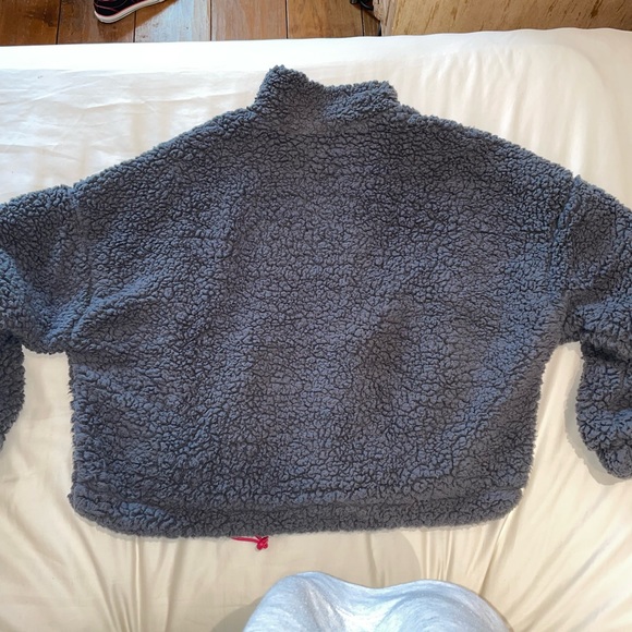 Urban Outfitters Gray Puffer Jacket - Picture 3 of 3